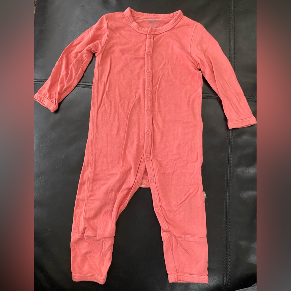 Kyte Baby snap romper in “Melon” 3-6 months